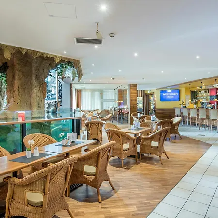 Novapark Flugzeughotel 酒店