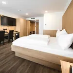 Novapark Flugzeughotel 3* Грац