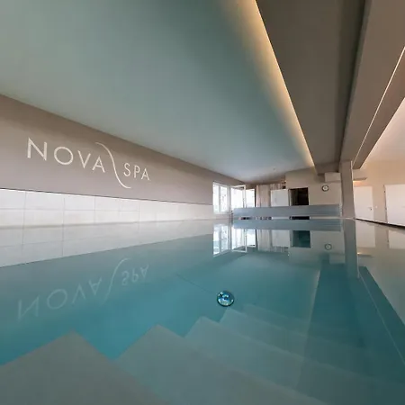 Novapark Flugzeughotel 3*