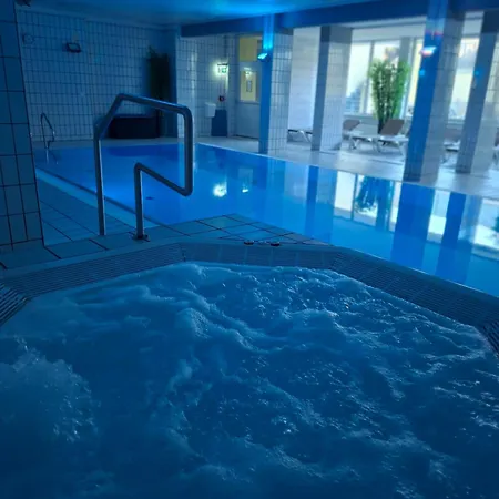 호텔 Novapark Flugzeughotel 3*
