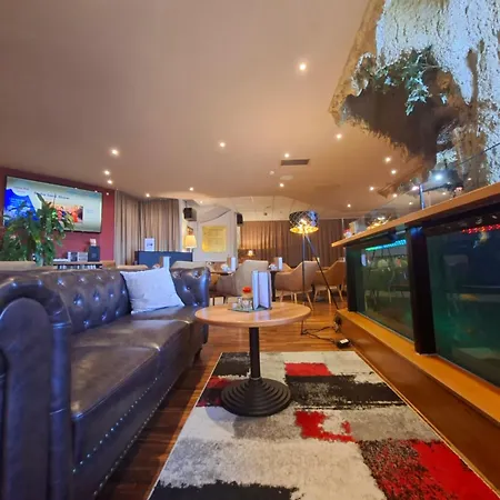 호텔 Novapark Flugzeughotel 3*