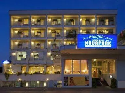Otel Novapark Flugzeughotel 3*