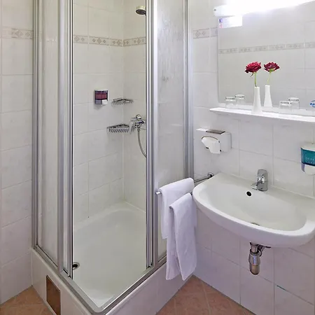 Hotel Novapark Flugzeughotel 3*
