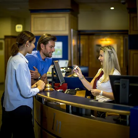 Novapark Flugzeughotel 酒店 3*