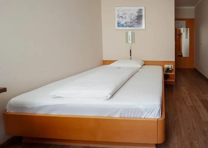 Novapark Flugzeughotel 3* غراتس