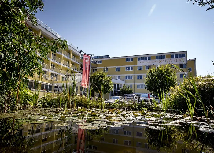 Novapark Flugzeughotel Hotell 3*