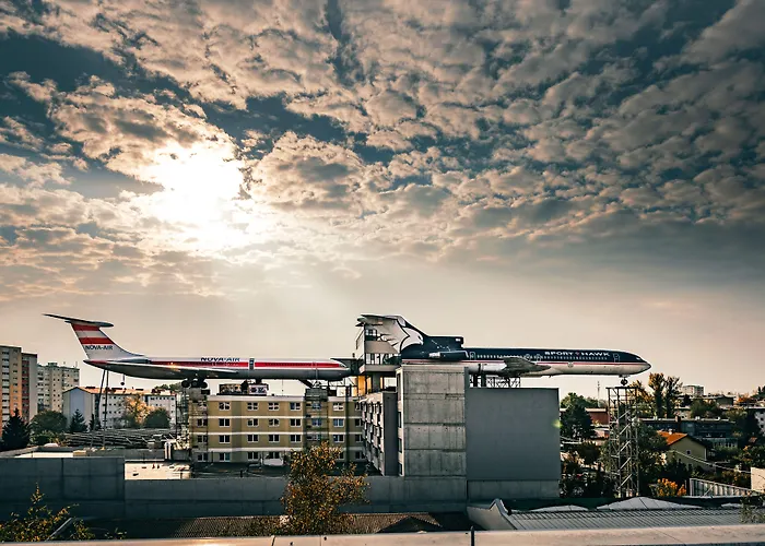 Novapark Flugzeughotel 3* Graz