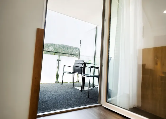 Szálloda Novapark Flugzeughotel Graz