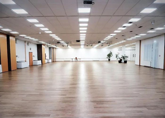 Novapark Flugzeughotel Szálloda 3*