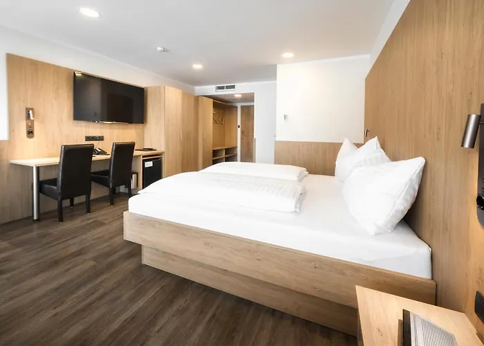 Novapark Flugzeughotel 3* غراتس